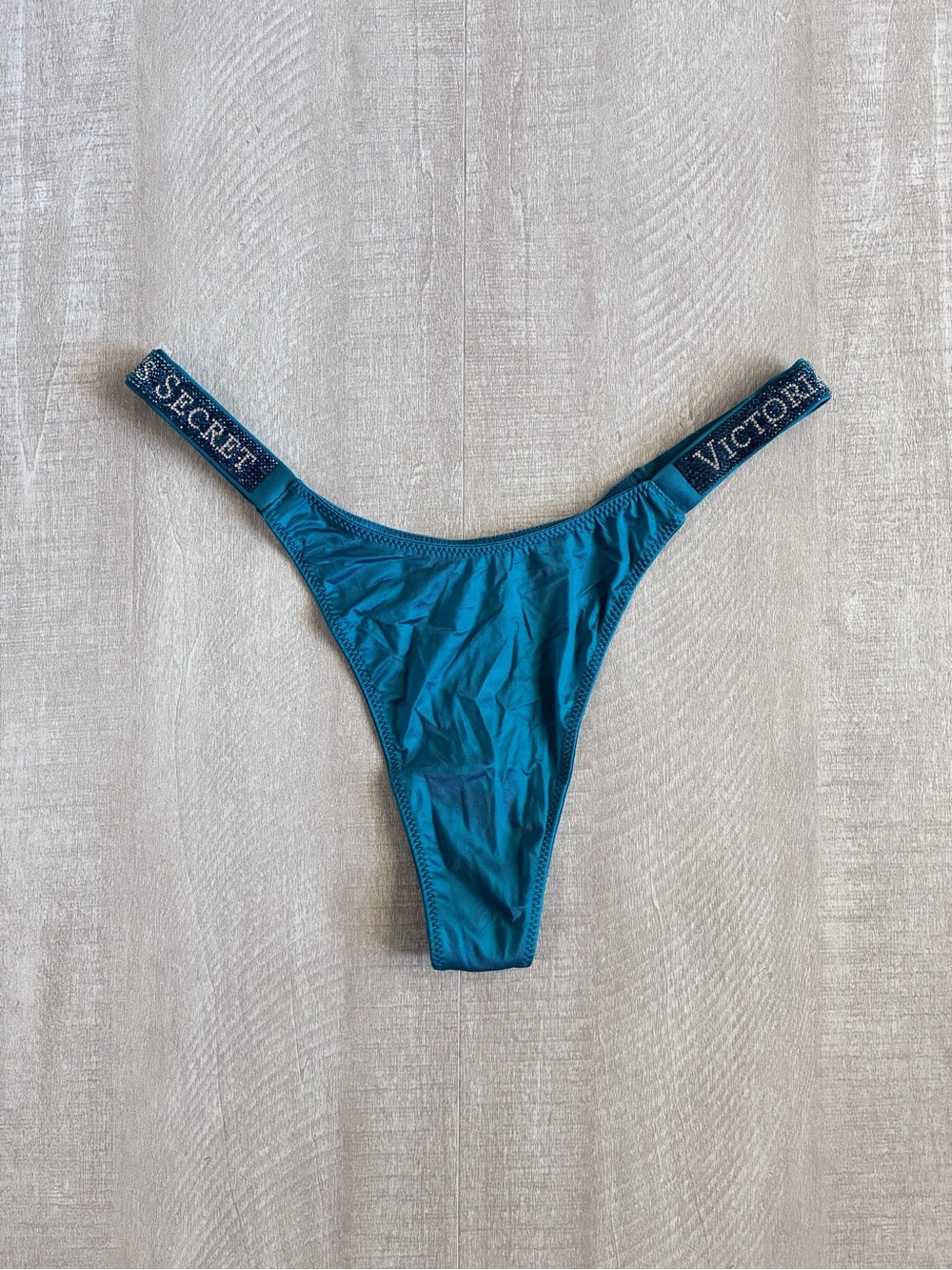 Victoria’s Secret Shine Strap Thong Panty Medium